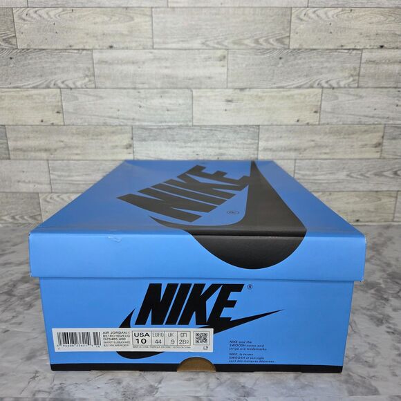 Nike Air Jordan 1 Retro High OG UNC Toe Men's 10 DS OG All DZ5485-400 - Picture 7 of 9